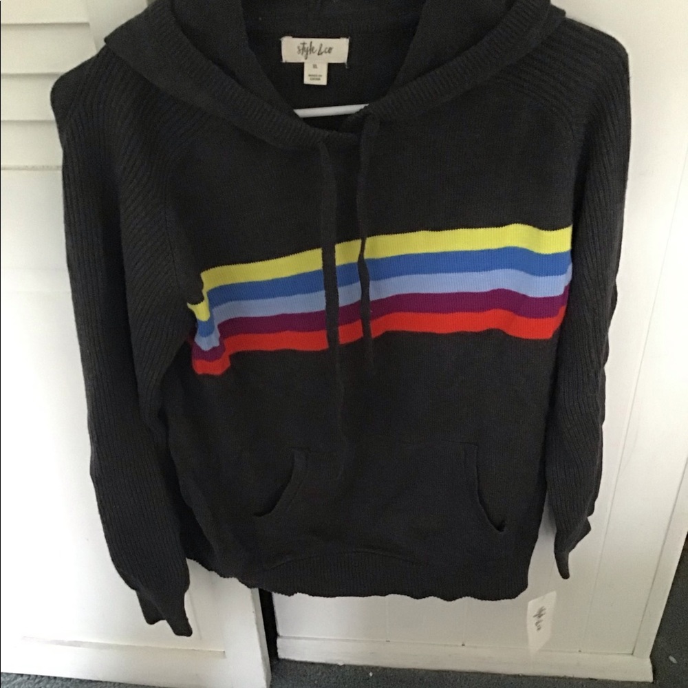 Pullover hooded sweater